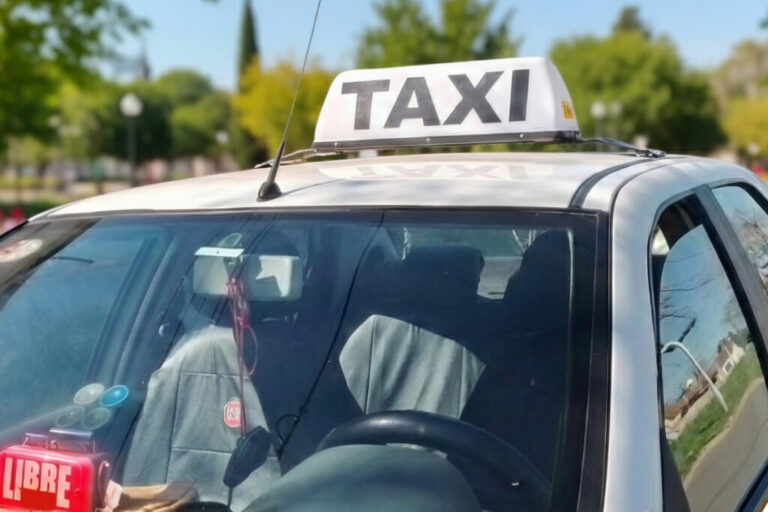 Alivio fiscal: taxis y remises de San Lorenzo no pagarán tributos municipales