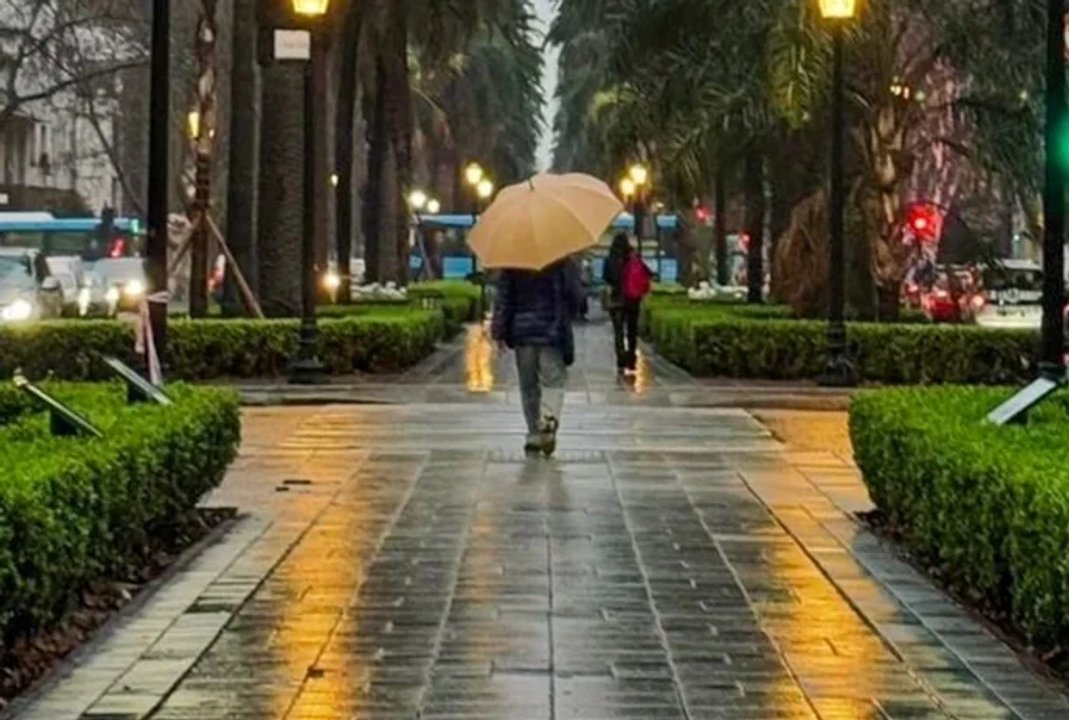Alerta por tormentas en Rosario: lluvias intensas hasta el lunes